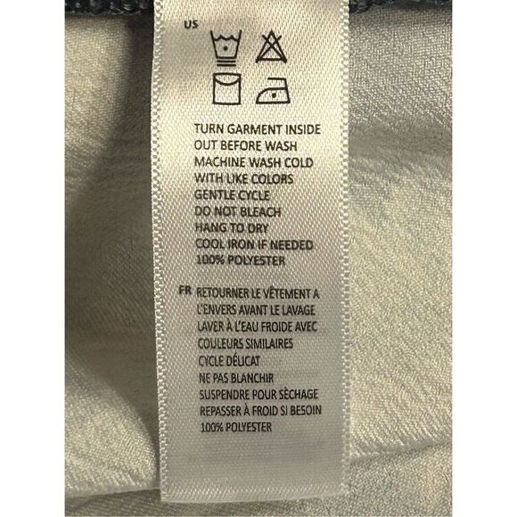 AMUSE SOCIETY MOLLUE SHORTS High Waisted Paisley Print Silky Fabric Size Medium - Picture 4 of 4